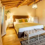 Luxury Acquaviva Firenze *